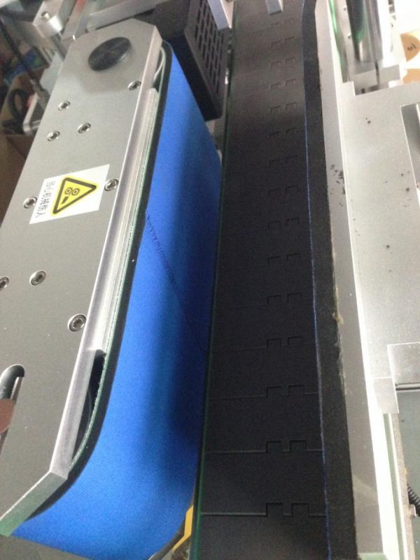 Self Adhesive Labeling Machine , Single / Duble Side Label Applicator Machine For Bottles Cap