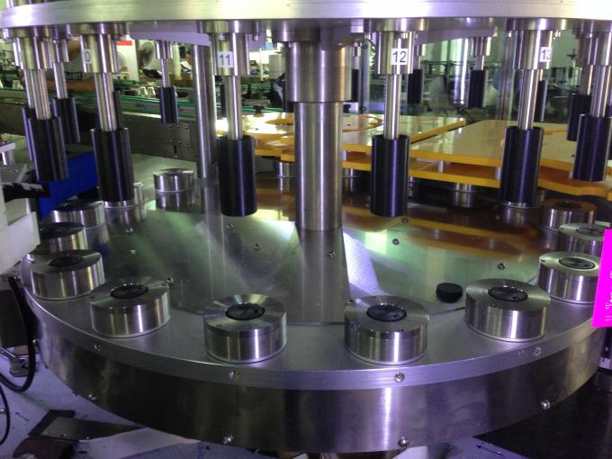 High Production Wine / Beer Bottle Labeling Machine , Round Bottle Labeler