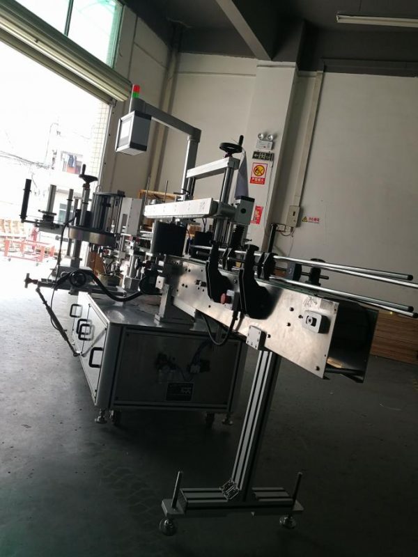 High Speed Wrap Around Labelling Machine For Oval Bottle 220V