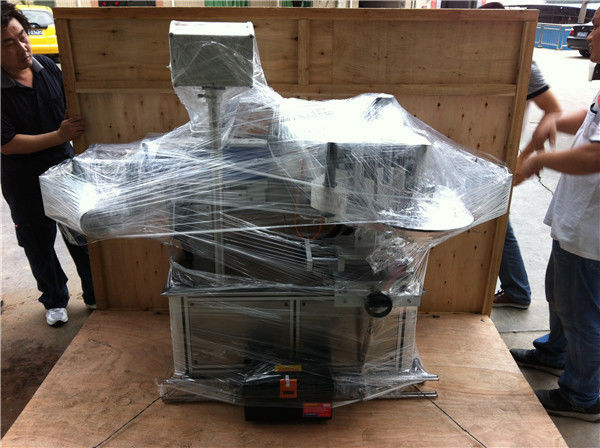 Fruit / Vegetables Juice Round Bottle Sticker Labeling Machine For Drink Industry