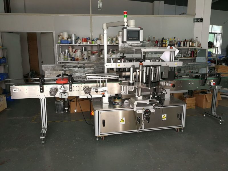 China Self Adhesive Sticker Flat Bottle Labeling Machine High Speed 5000-1000B/H supplier