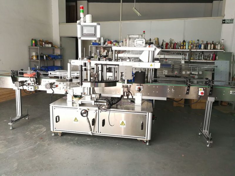 China Round Bottle Labeling Machine / Full Automatic Flat Surface Label Applicator supplier