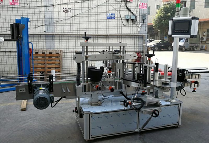 China Self Adhesive Cylindrical / Oval Bottle Labeling Machine with PLC Touch Screen supplier
