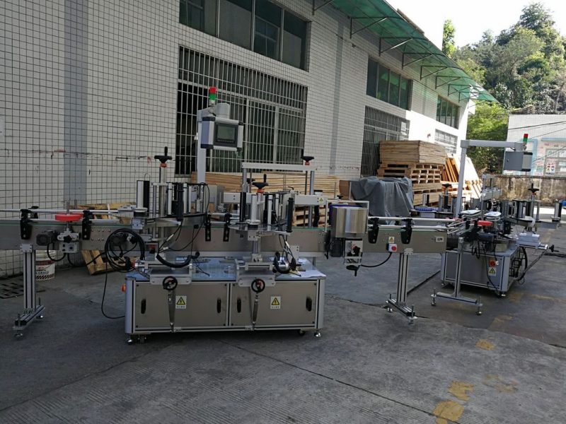 China Flat / Square Bottle Sticker Labeling Machine Full Automatic 5000-8000B/H Capacity supplier